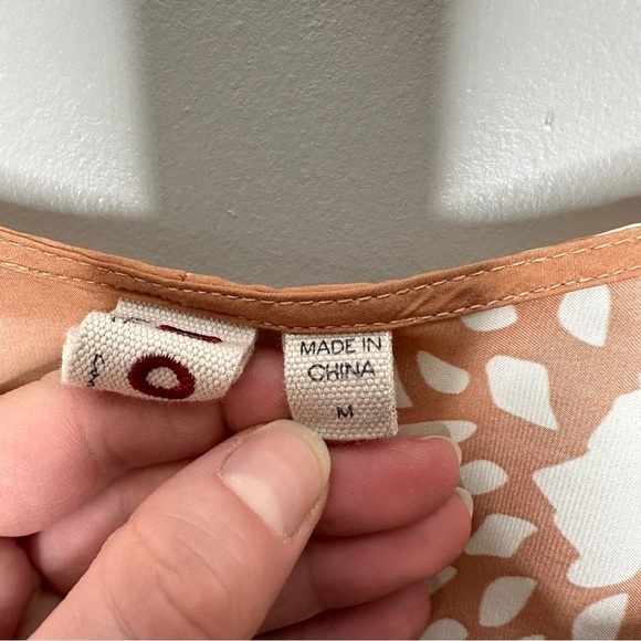 Anthropologie DOLAN ANTHRO Alvia Orange Mixed 1/2 Sleeve Top V Neck Floral - Picture 6 of 10